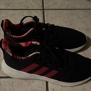 Adidas Black and maroon women’s 8.5 Athletic Shoes